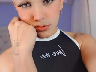 ChiaraGala - Live sex cam - 24193537