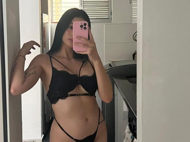 IsabellaJames - Live sex cam - 24194261