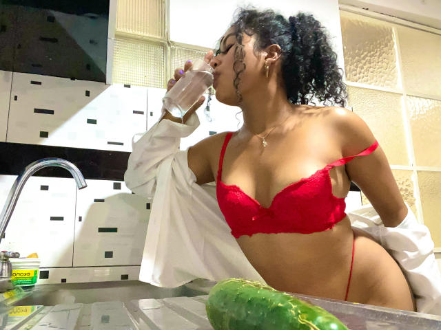 SophieSonyas - ライブポルノ&amp;セックスカム - 24198077