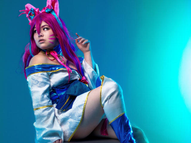 MoshiSnow - Live sex cam - 24199165