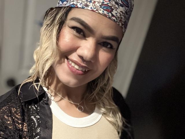 TarahDustin - Sexe cam en vivo - 24200613