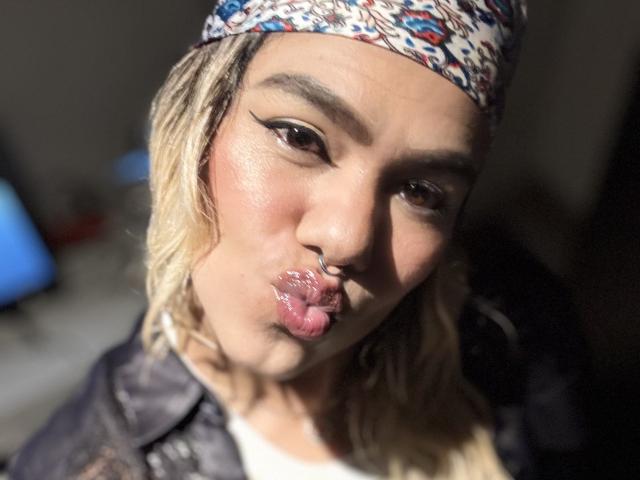 TarahDustin - Sexe cam en vivo - 24200645