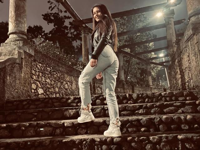 AmelieMuller - Live porn &amp; sex cam - 24203777