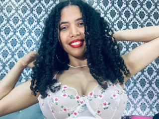 ZoeJonees - Live Sex Cam - 24205221