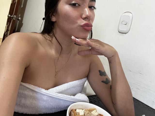 SharonKlart - Sexe cam en vivo - 24208617