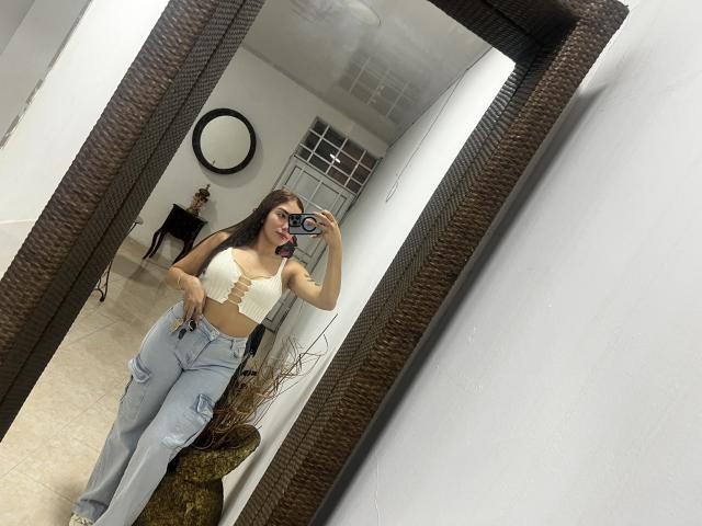 SharonKlart - Camera khiêu dâm &amp; quyến rũ trực tiếp - 24209097