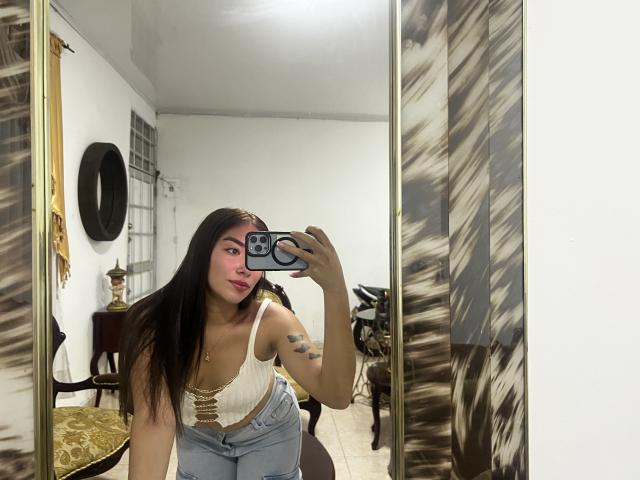 SharonKlart - Live porn &amp; sex cam - 24209105