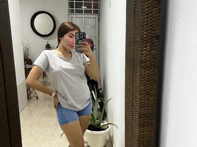 SharonKlart - Sexe cam en vivo - 24209157