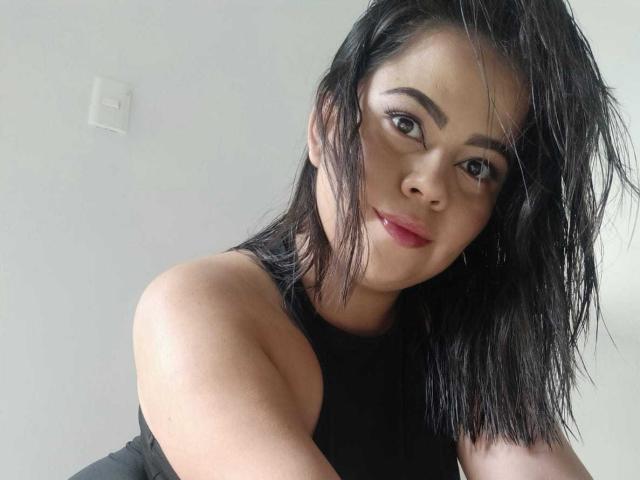 LilyRousee - Live sex cam - 24209577