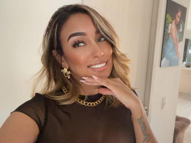 DianaHopson - сексуальная веб-камера в реальном времени - 24210105