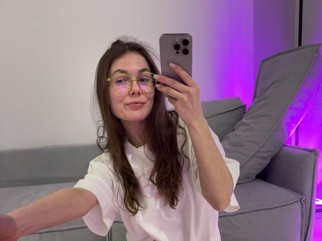 LinaStones - Live sex cam - 24212625