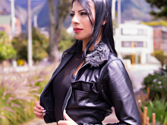 MelissaSpencer - Live sex cam - 24213125