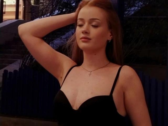 VirginiaUlrika - Sexe cam en vivo - 24214005