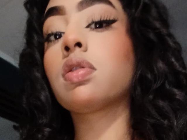 ReeganLorenz - Live sexe cam - 24214053