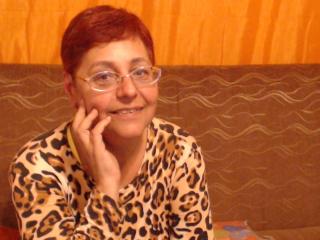 PlayfullMatureForYou - Live sexe cam - 2421545