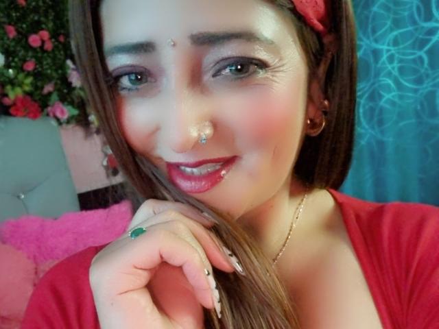 AlessadraJones - Live sex cam - 24217237