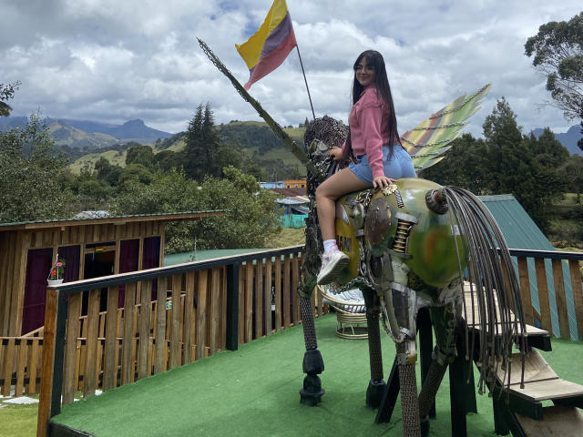 VictoriaSaens - Live sex cam - 24218137