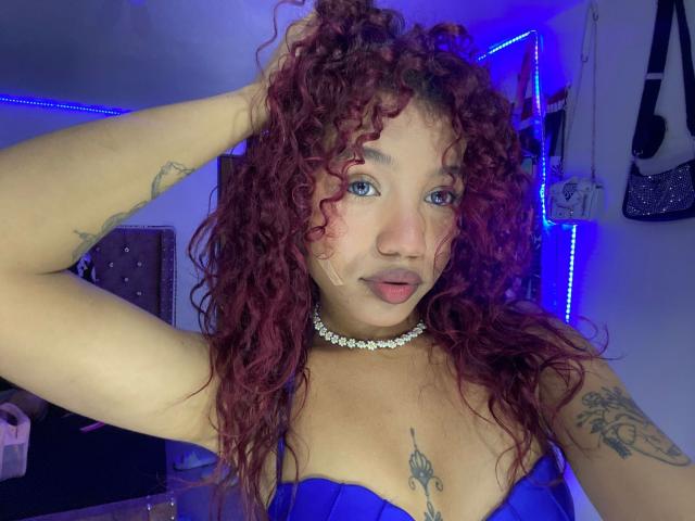 KathaleyaToms - Live sex cam - 24218893