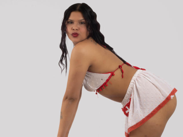 PaolaCute69 - Sexe cam en vivo - 24222473