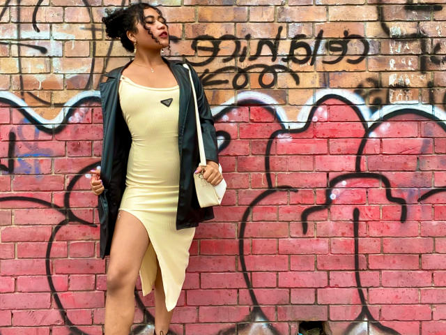 SophieSonyas - Live porn &amp; sex cam - 24224077