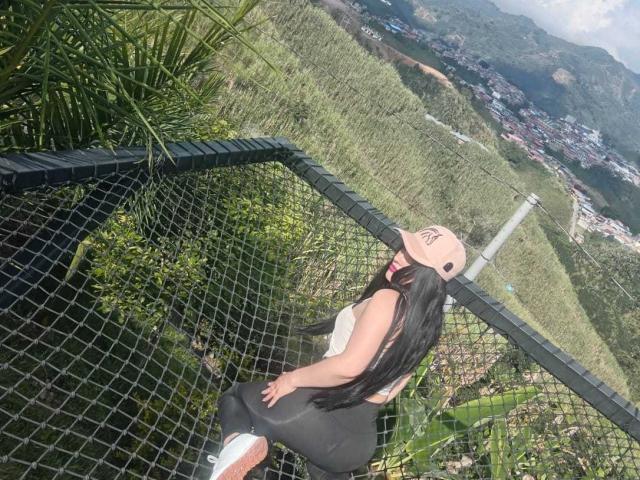 KinkyVane - сексуальная веб-камера в реальном времени - 24225409