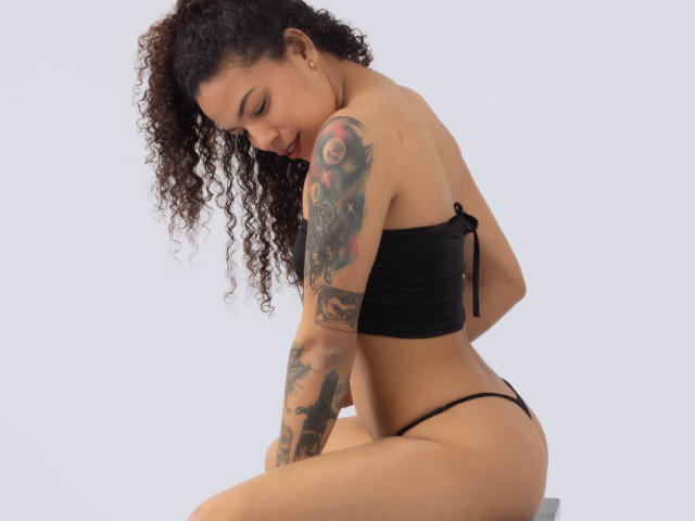 AndreaLover - Sexe cam en vivo - 24225509