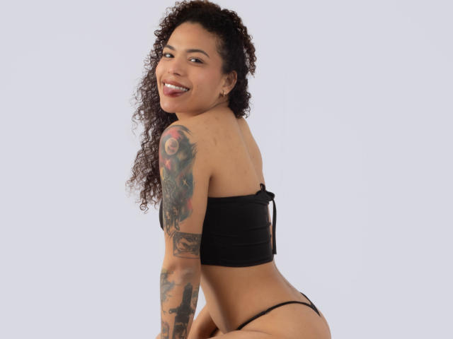 AndreaLover - Sexe cam en vivo - 24225517