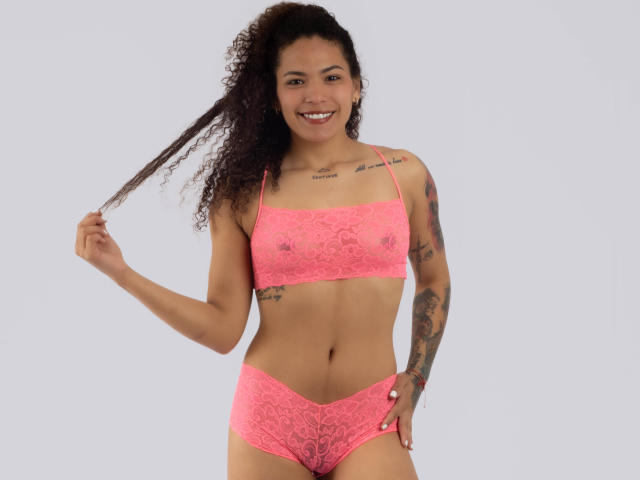 AndreaLover - Live porn &amp; sex cam - 24225521