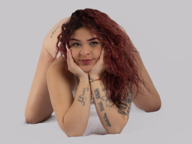 CharlotteQ69 - Sexe cam en vivo - 24225817