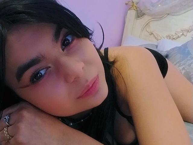 TamyRuiz - Live sex cam - 24234297