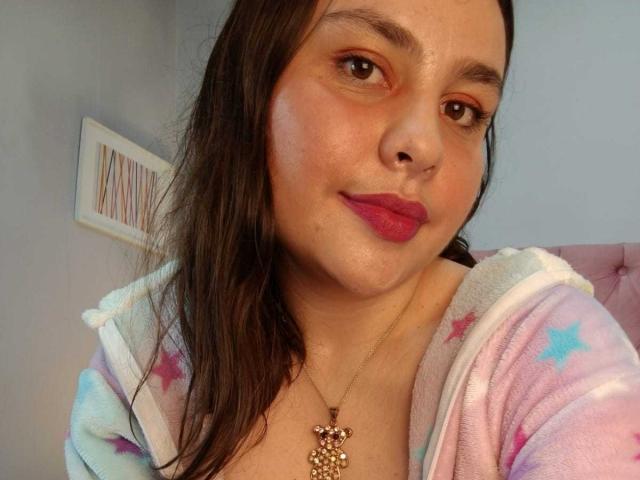 AliceMoure - Sexe cam en vivo - 24235025