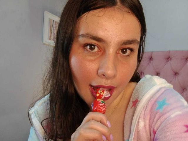 AliceMoure - Sexe cam en vivo - 24235029