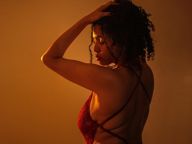 ZoeJonees - Sexe cam en vivo - 24237577