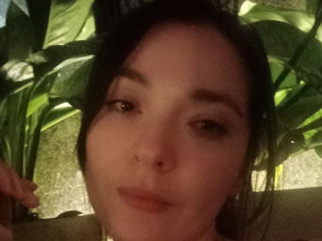 TaniaSanders - Sexe cam en vivo - 24240657