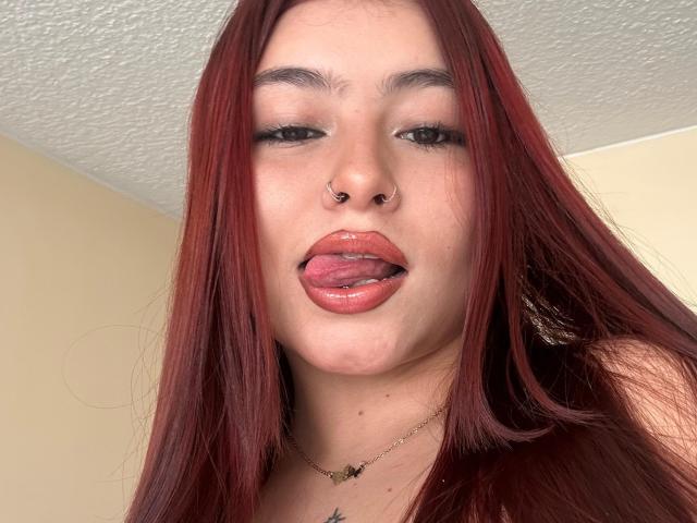 DaphneWalker - Live porn &amp; sex cam - 24242825