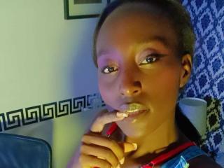 EmelyRogers - Sexe cam en vivo - 24245017