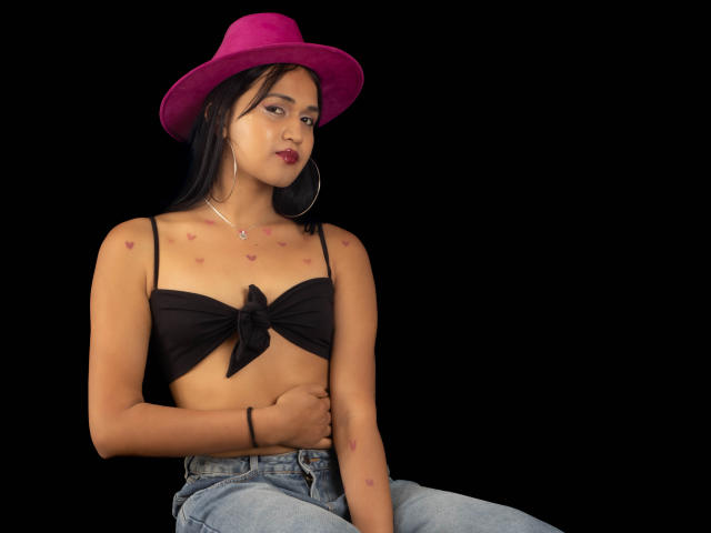 SheWolfSabriina - Live sexe cam - 24247313