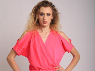 RinaPinkThree - Live sex cam - 24249369