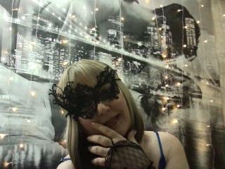 CarlySweetie - Live sex cam - 24254889