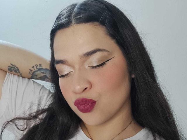 AntonelaPark - Live porn &amp; sex cam - 24255413