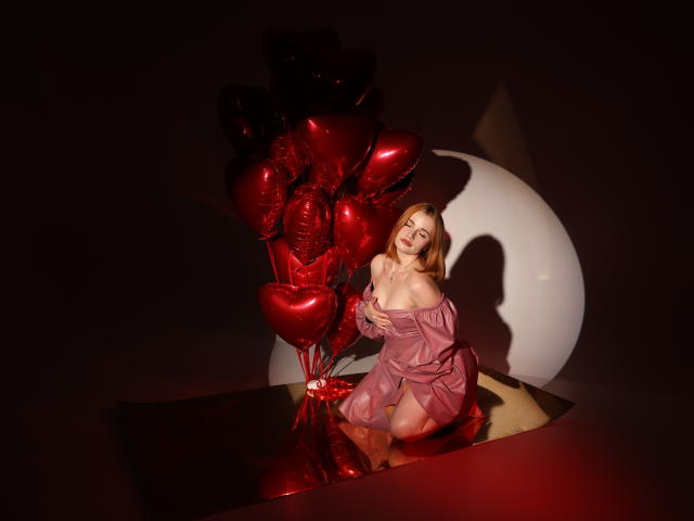 MargaritaKis - Live Sex Cam - 24256013