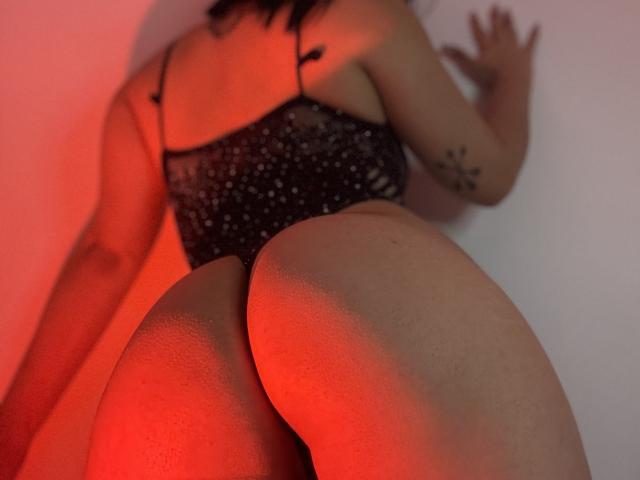 EmmaWaltter - פורנו בשידור חי ומצלמת סקס - 24261129