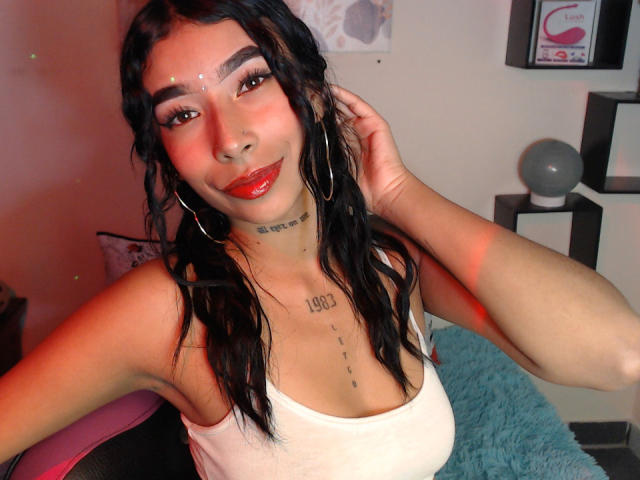 MaddyParker - Live sex cam - 24262277