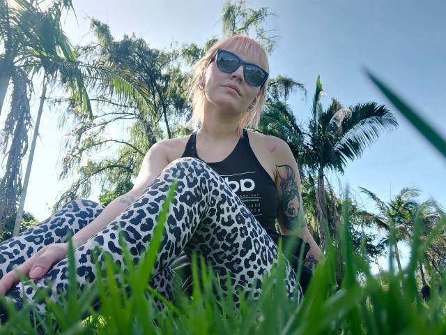 SaraleePoison - Sexe cam en vivo - 24265377