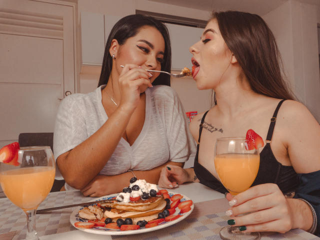 PaolaYKatty - Live sex cam - 24272913