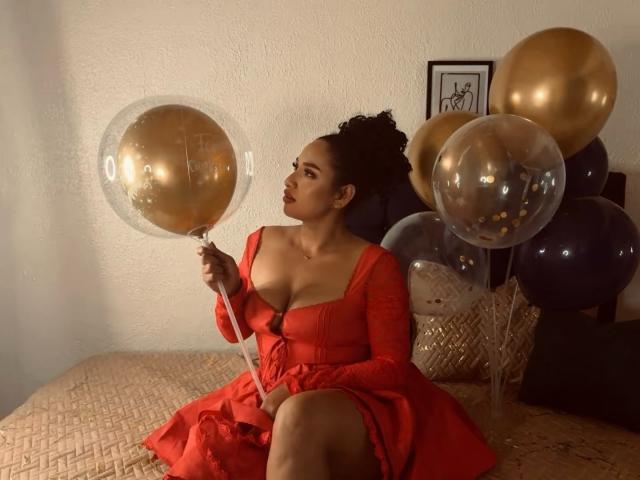CarlaMuille - Live sex cam - 24277377