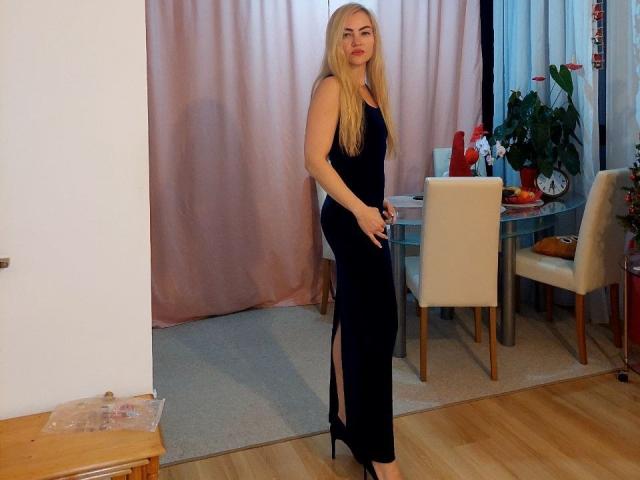 Laura69SexyHot - Live porn &amp; sex cam - 24280849