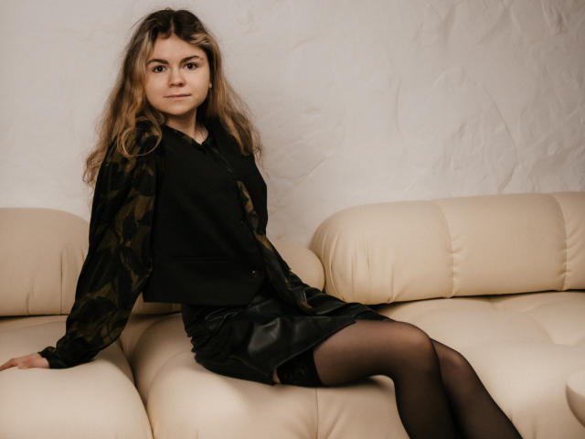 TinaRedly - Sexe cam en vivo - 24281013