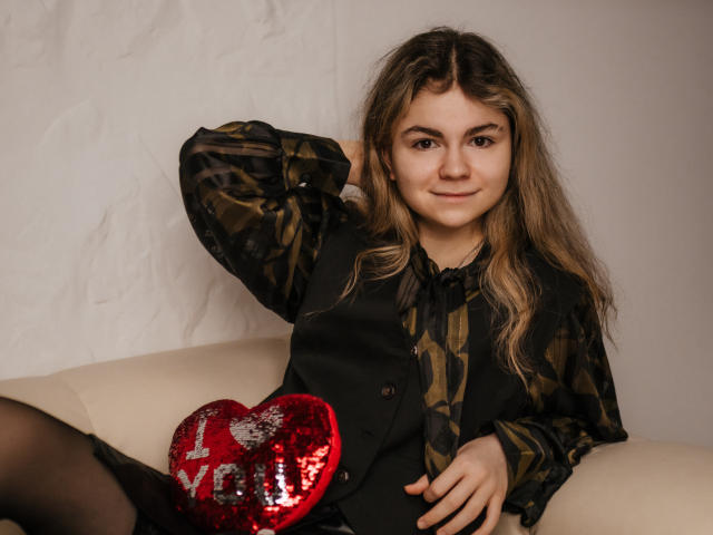 TinaRedly - Live porn &amp; sex cam - 24281405