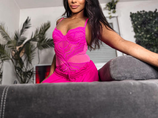 Ciarana - Live sex cam - 24282001